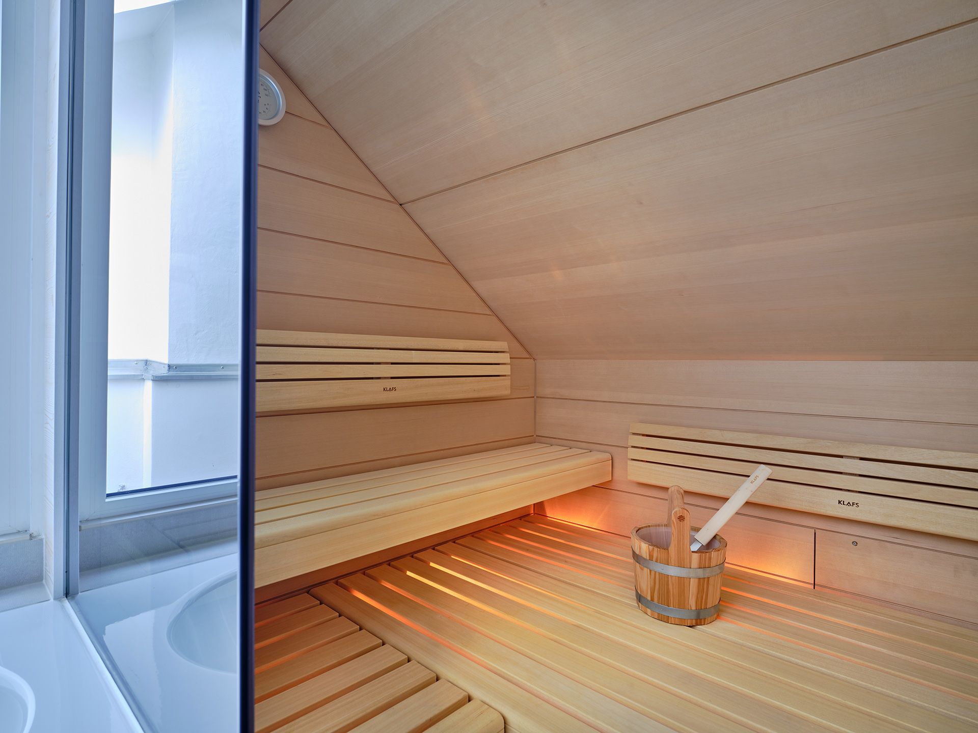Refuge under the roof with PREMIUM sauna KLAFS