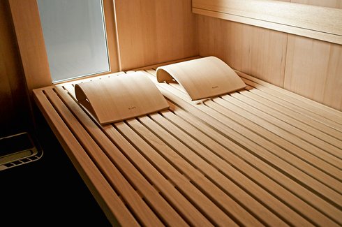 S1 sauna - benches   