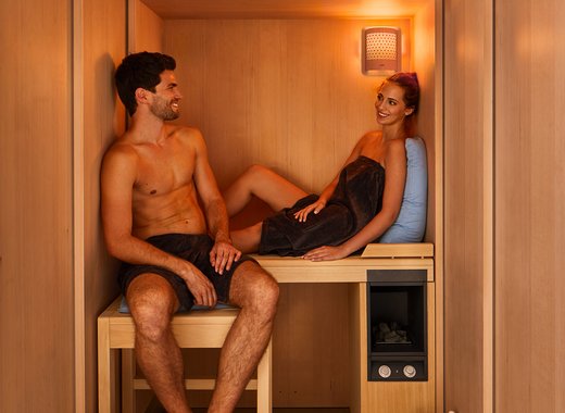 S1 MANUAL sauna: Space for two people