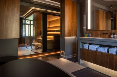 Sauna and bathroom